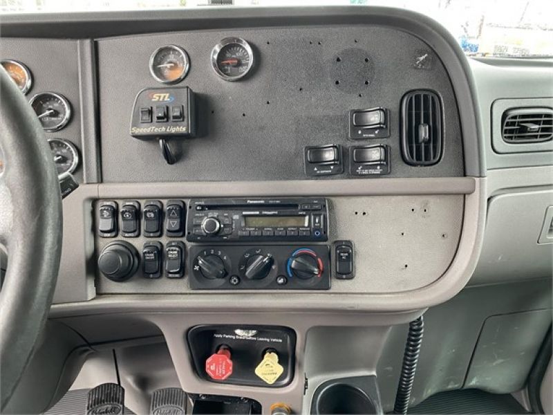 2013 PETERBILT 386 6000122723
