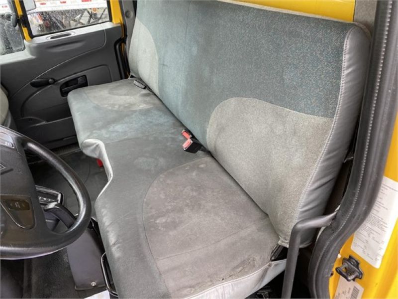 2012 INTERNATIONAL DURASTAR 4300 6016987569