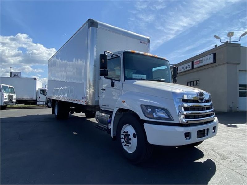 2020 HINO 268A 6027247227