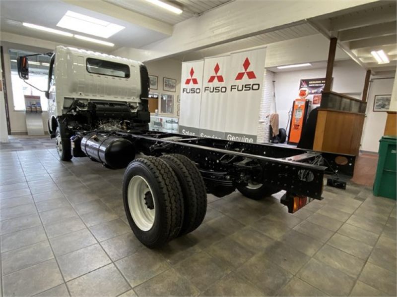 2020 HINO 155 6030496609