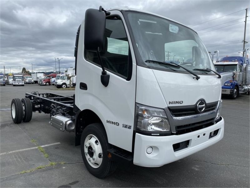 2020 HINO 155 6030775155