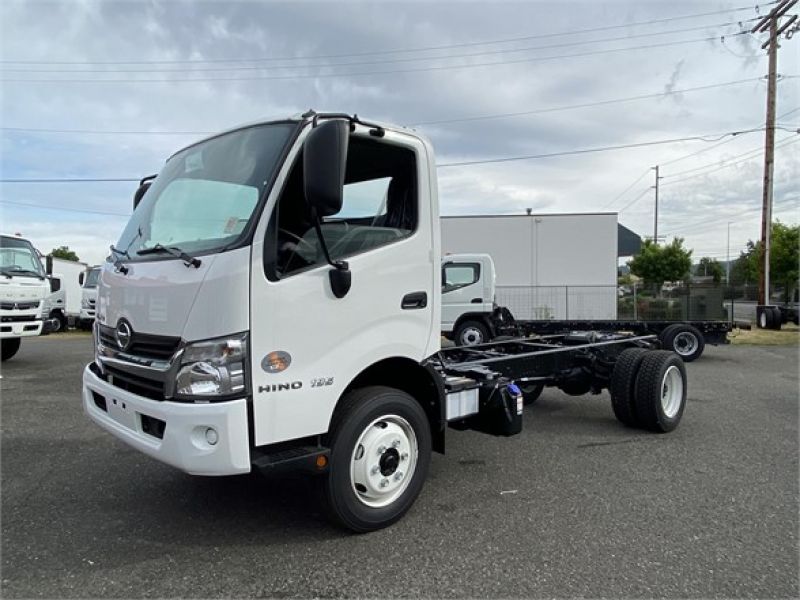 2020 HINO 195 6058079973