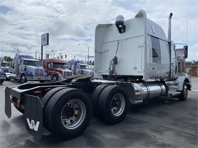 2015 WESTERN STAR 4900SB 6065509675