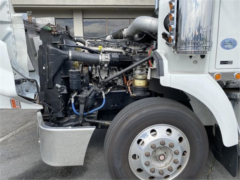 2015 WESTERN STAR 4900SB 6065511075