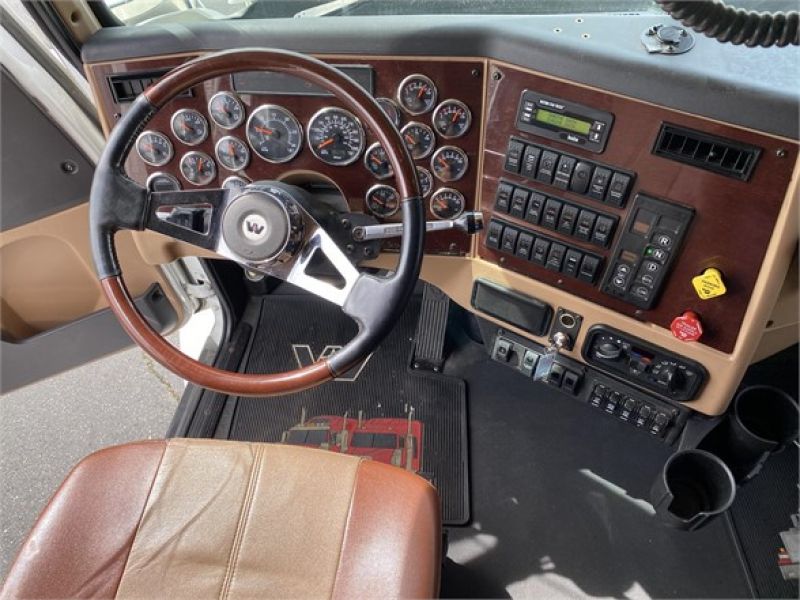 2015 WESTERN STAR 4900SB 6065512455