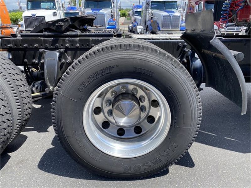 2013 FREIGHTLINER CASCADIA 125 6065525129