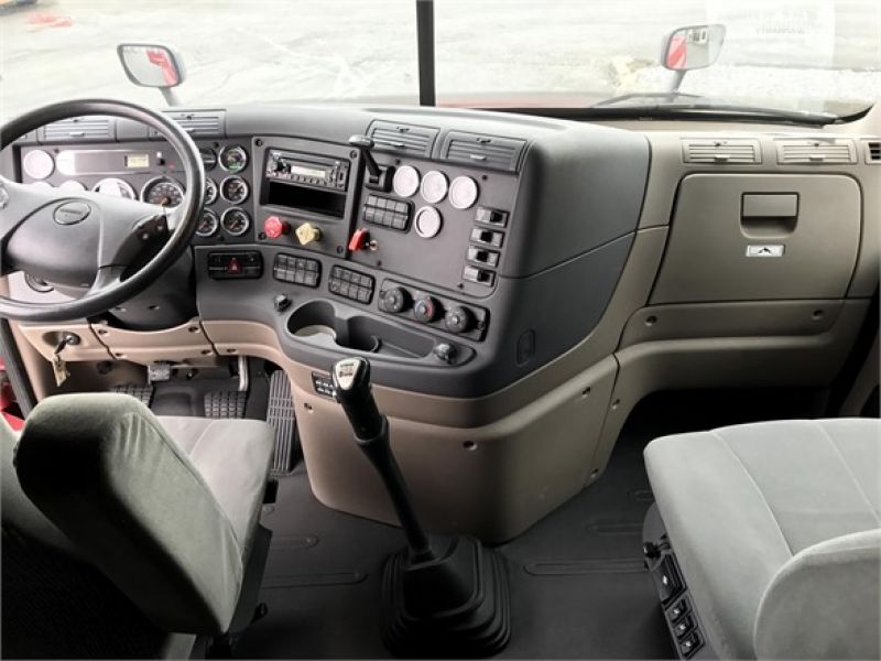 2013 FREIGHTLINER CASCADIA 125 6066496877