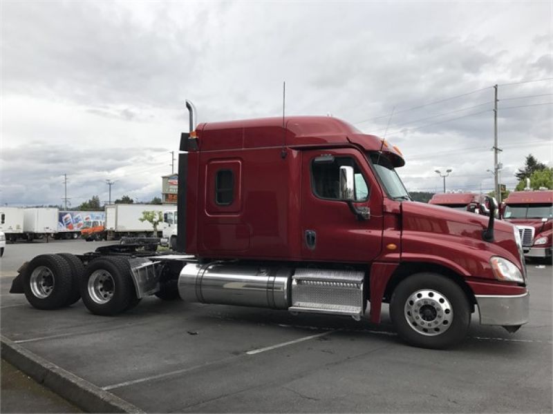 2013 FREIGHTLINER CASCADIA 125 6092341181