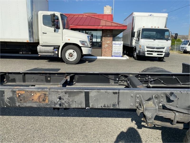 2005 HINO 185 6096812629