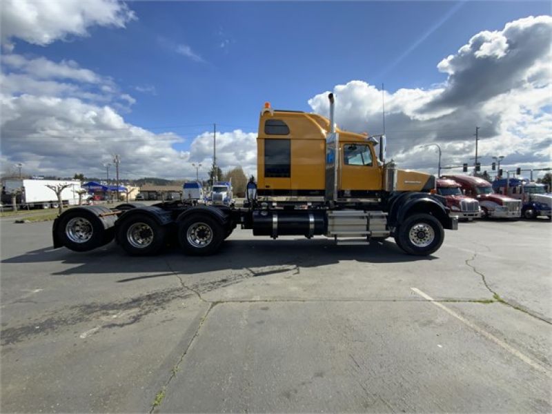 2018 WESTERN STAR 4900 7012543231