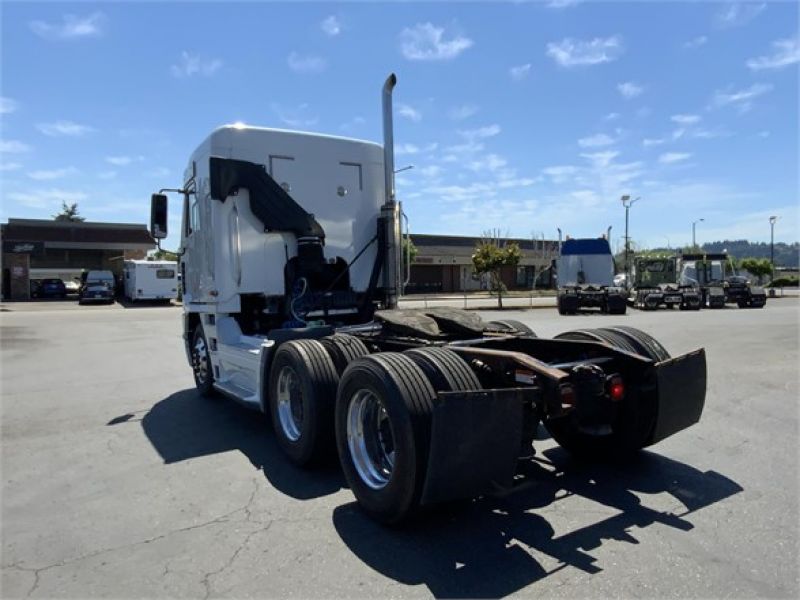 2003 FREIGHTLINER ARGOSY 7084667493