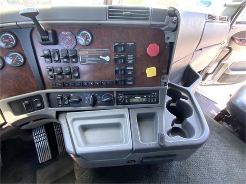 2003 FREIGHTLINER ARGOSY 7084678537