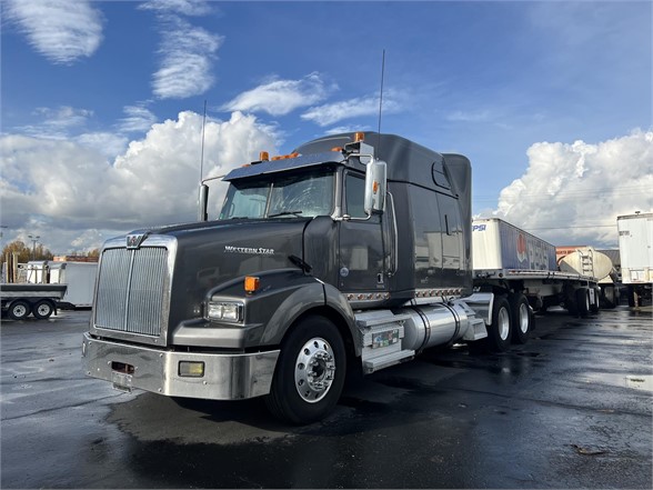 2019 WESTERN STAR 4900 8001867631