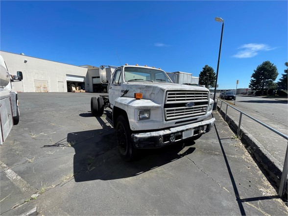 1985 FORD F800 7280000701