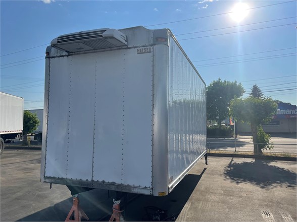 1900 SUPREME CORP 18 FT 7279406865