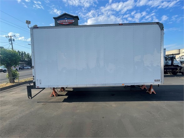 1900 SUPREME CORP 18 FT 7279407022