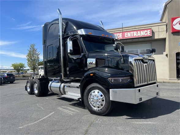 2024 WESTERN STAR 49X 8027547977