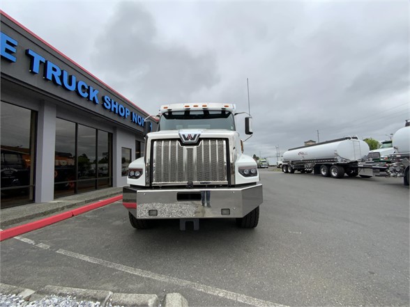 2024 WESTERN STAR 49X 8031039746