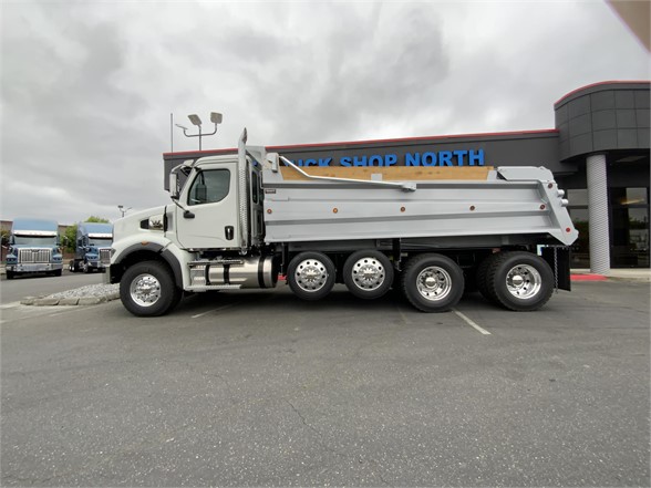 2024 WESTERN STAR 49X 8031039750