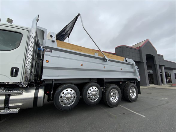 2024 WESTERN STAR 49X 8031039837