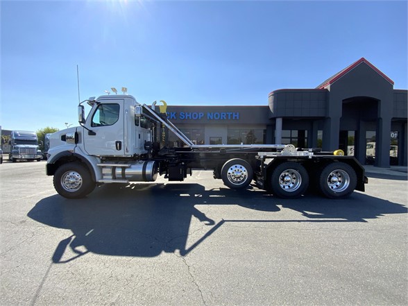 2024 WESTERN STAR 47X 8035383305