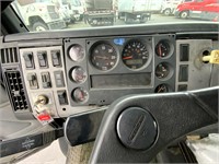 1994 FREIGHTLINER FL70 img-20-1