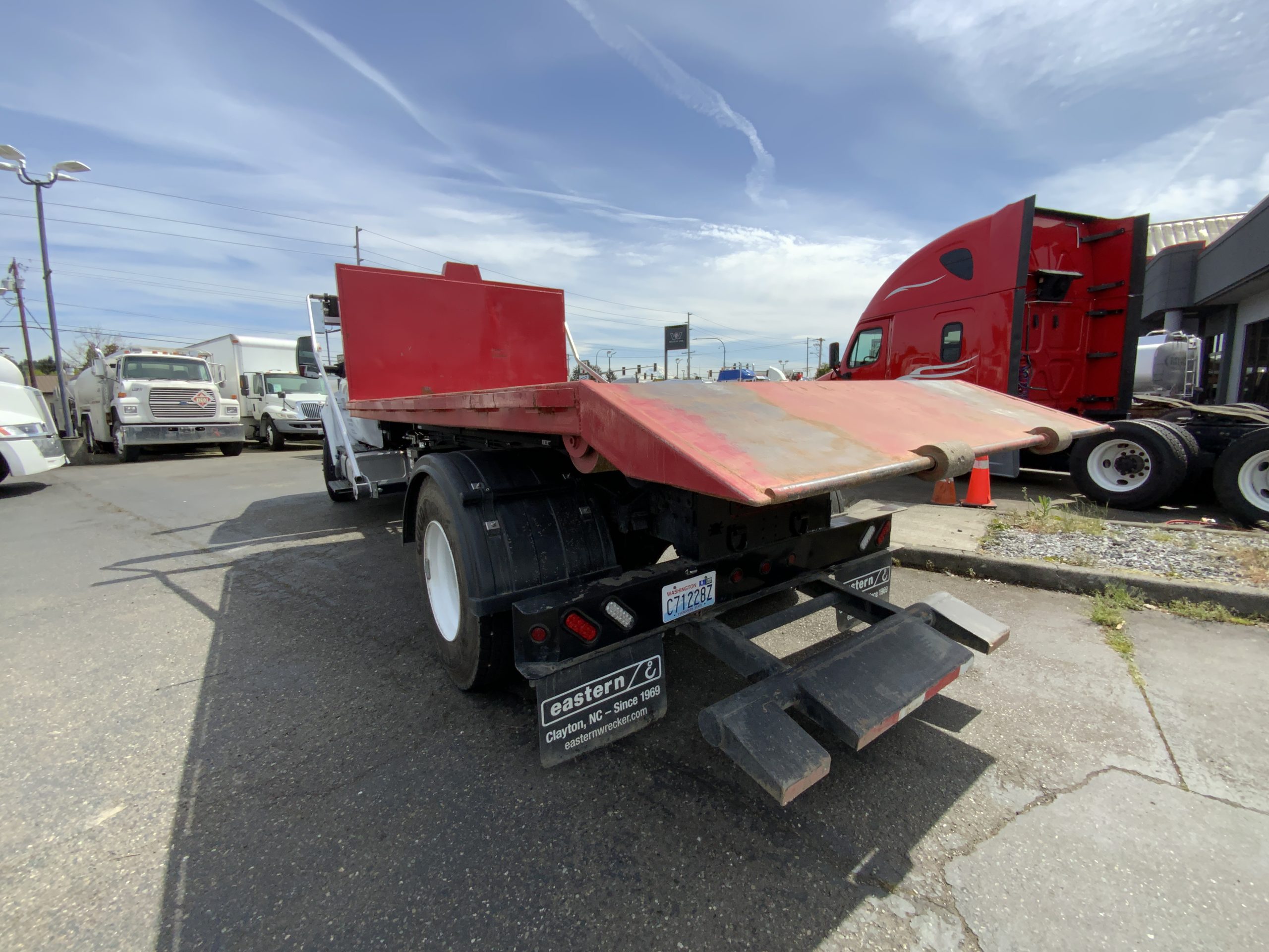 2022 FORD F750 IMG_4636-scaled