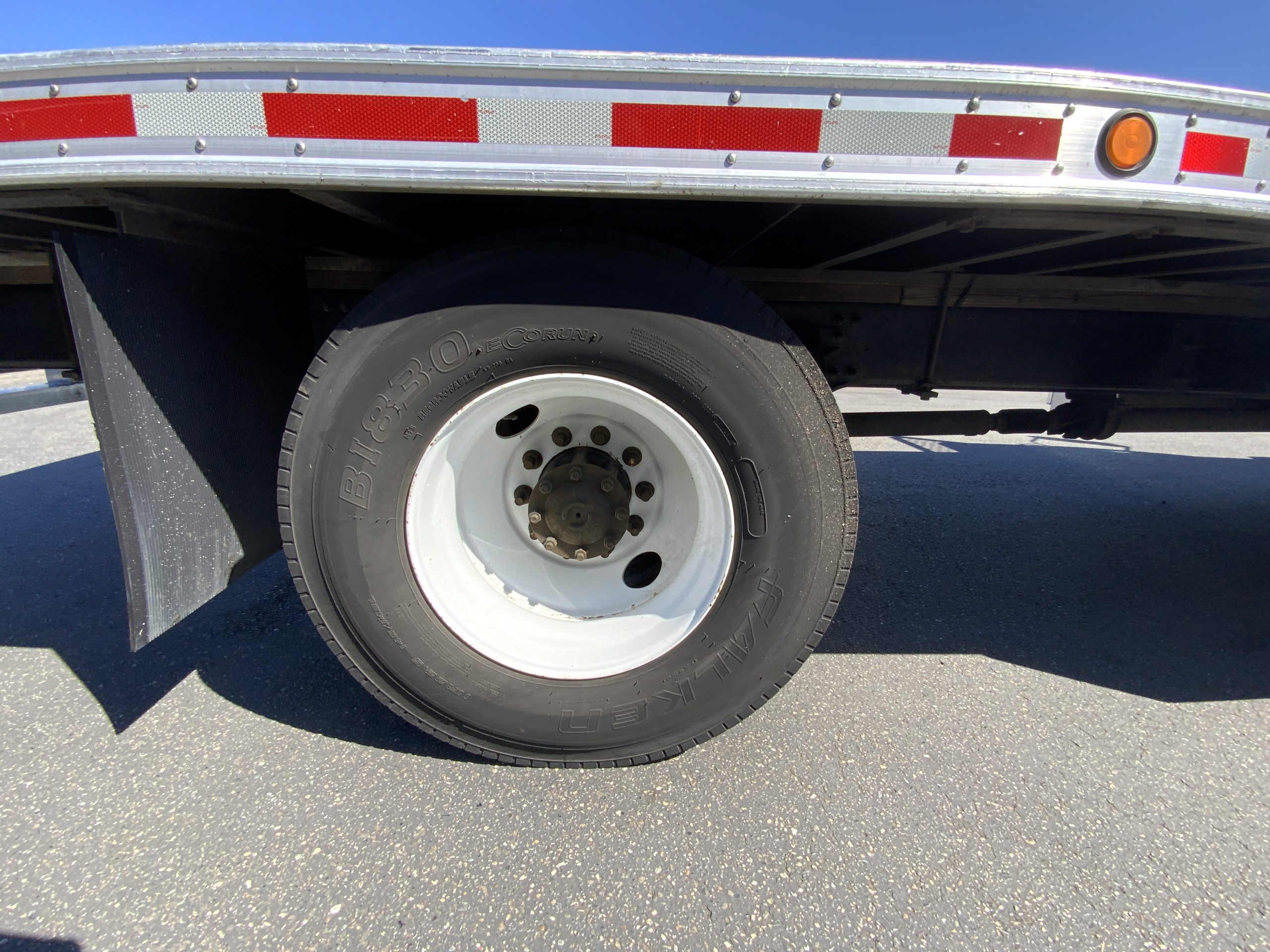 2014 HINO 268 IMG_6224-scaled