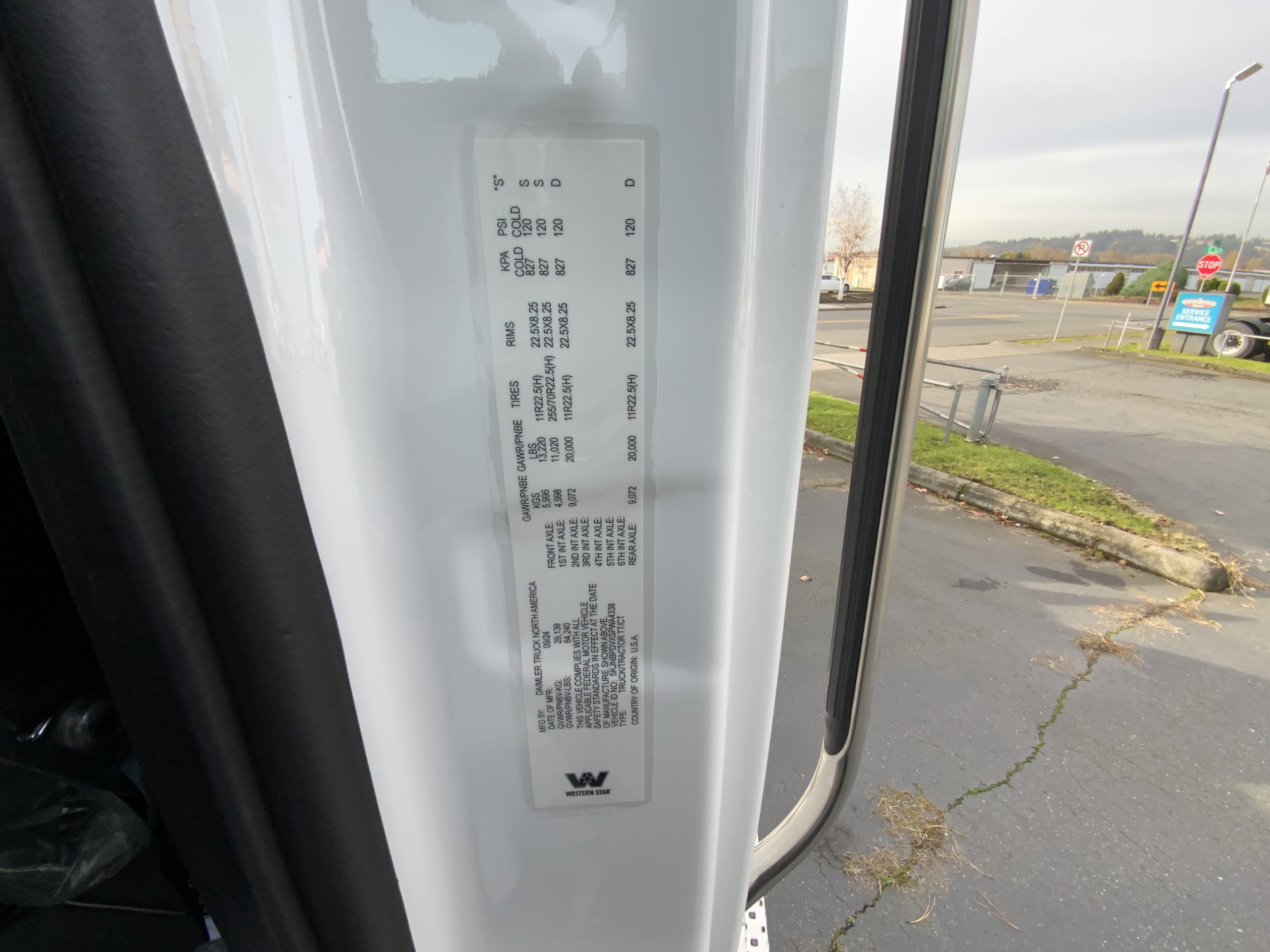 2025 WESTERN STAR 47X IMG_6606-scaled