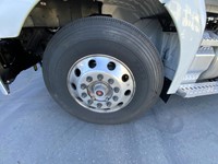 2025 WESTERN STAR 49X img-2-2