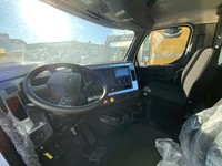 2025 WESTERN STAR 49X img-8-2