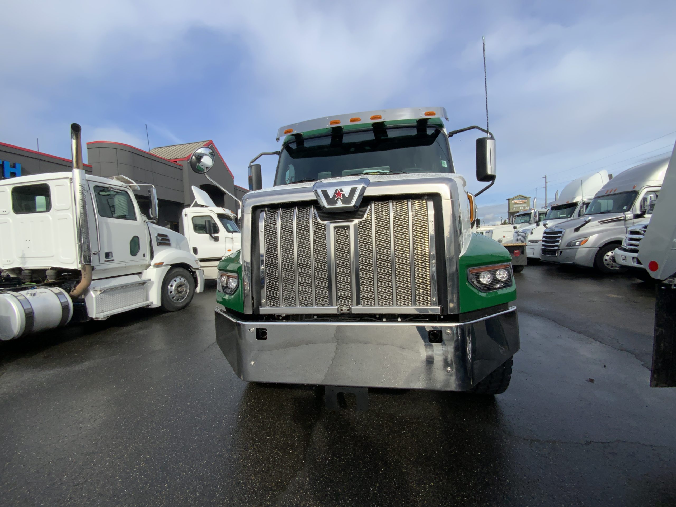 2025 WESTERN STAR 47X IMG_7647-scaled