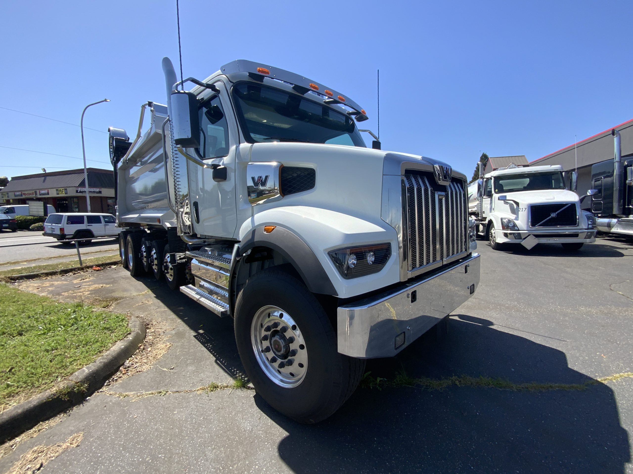 2025 WESTERN STAR 47X IMG_8135-scaled