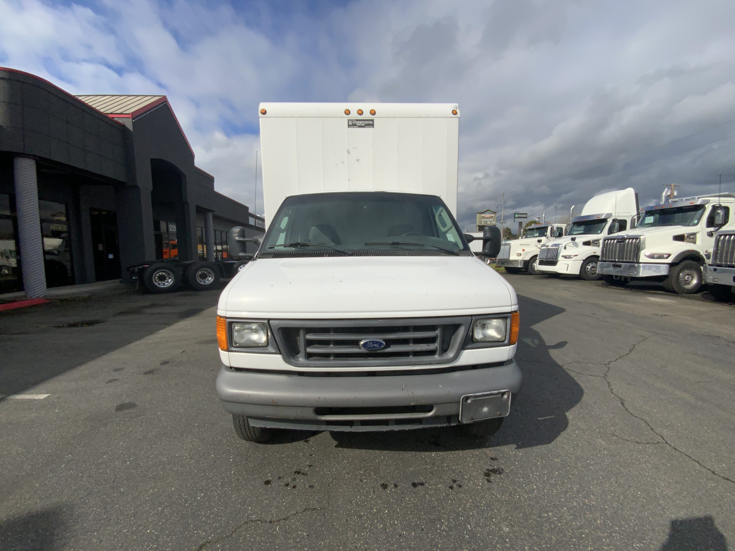 2007 FORD E350 IMG_8037-scaled