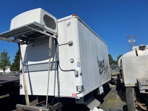 1995 JOHNSON 16 FT drivers-side-front-150x150