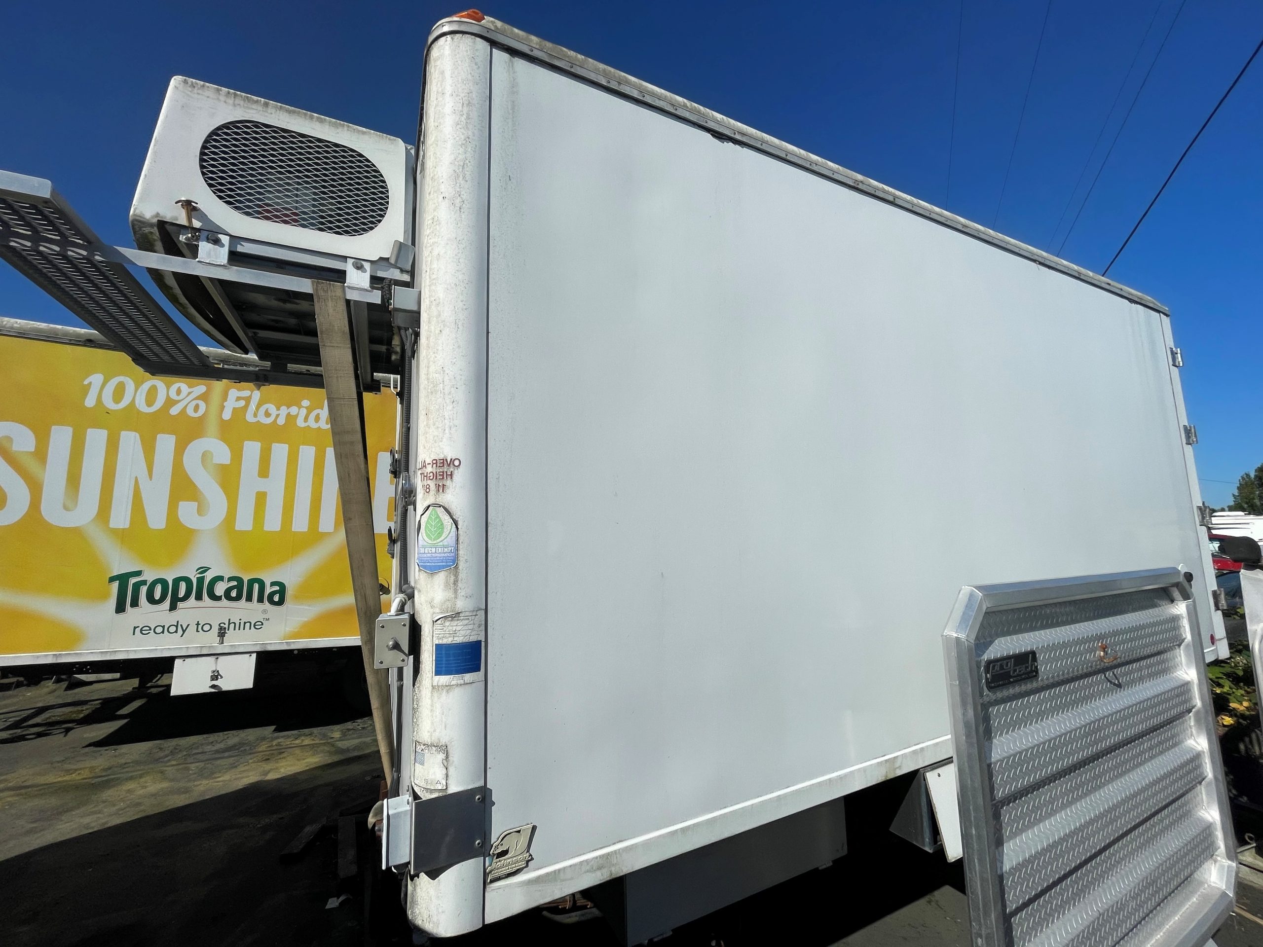 1995 JOHNSON 16 FT drivers-side-scaled