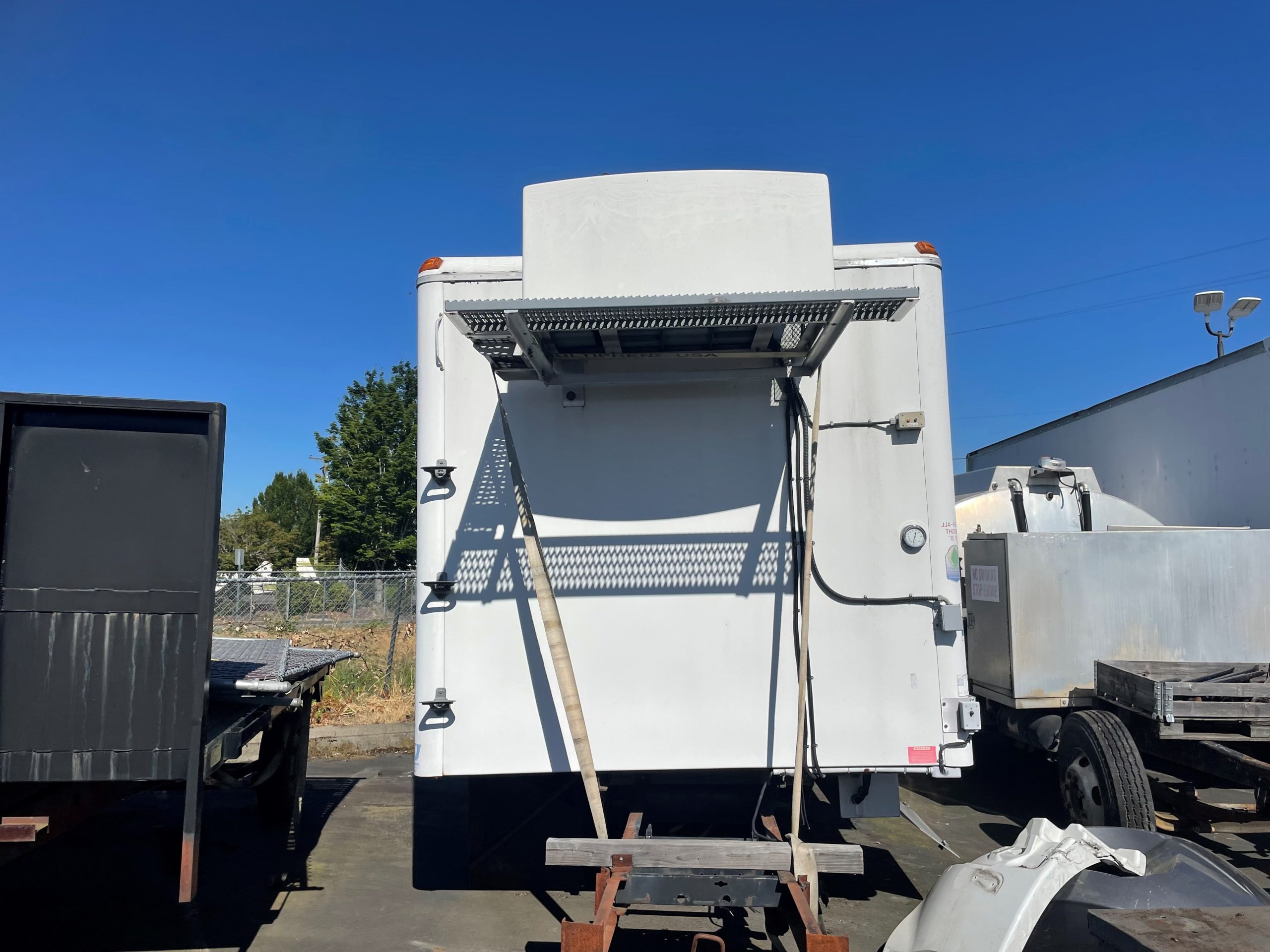 1995 JOHNSON 16 FT front-end-scaled