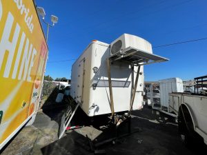 1995 JOHNSON 16 FT passengers-sided-front-150x150