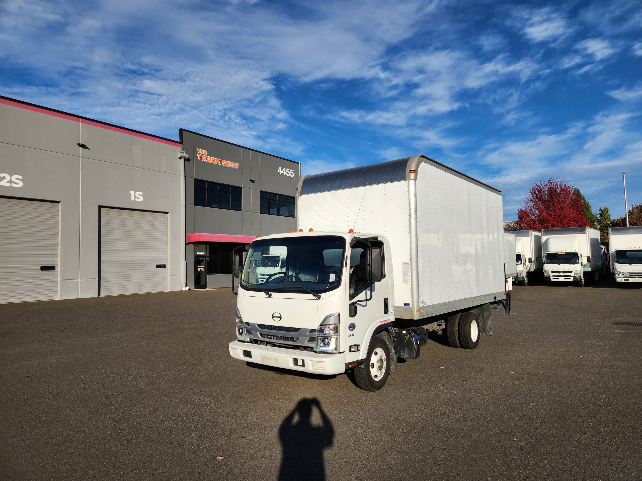 2022 HINO S4 - image 1 of 6