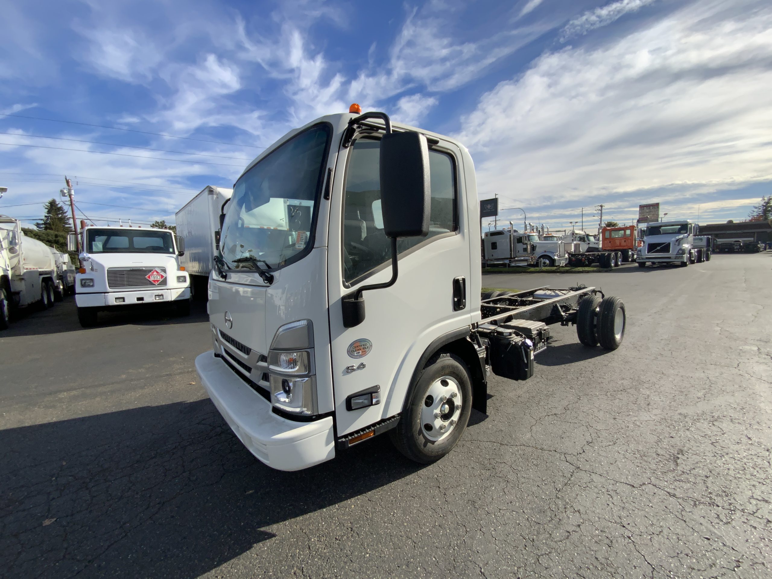2024 HINO S4 - image 1 of 6