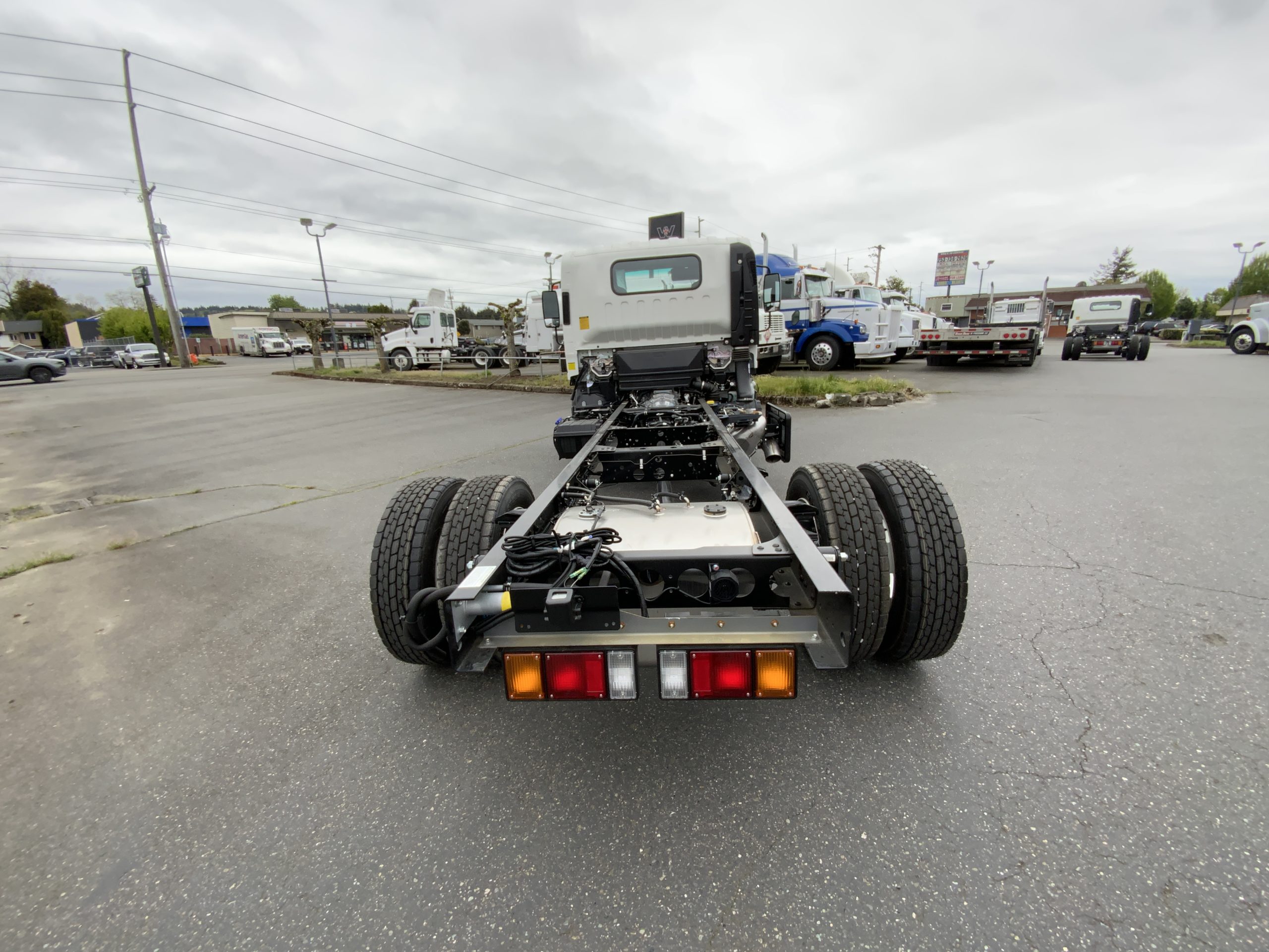 2024 HINO S5 - image 4 of 6