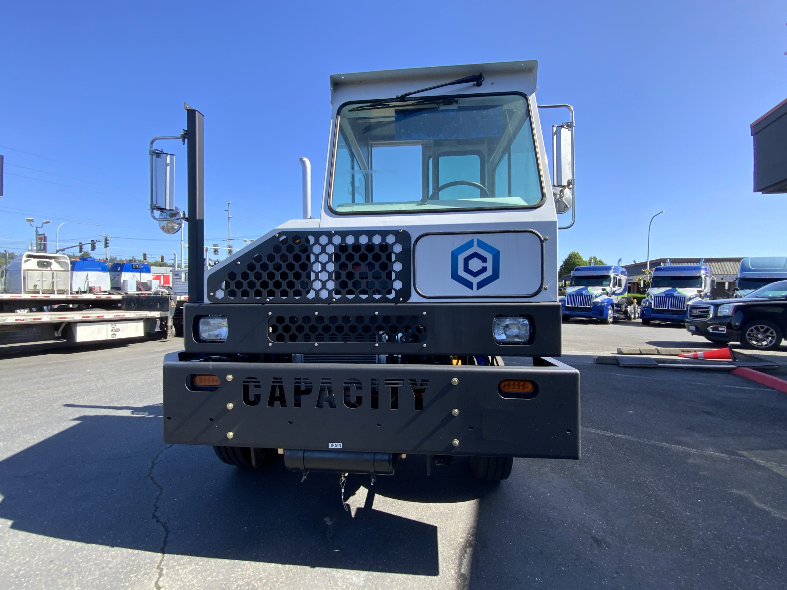 2024 CAPACITY TJ5000 - image 4 of 6
