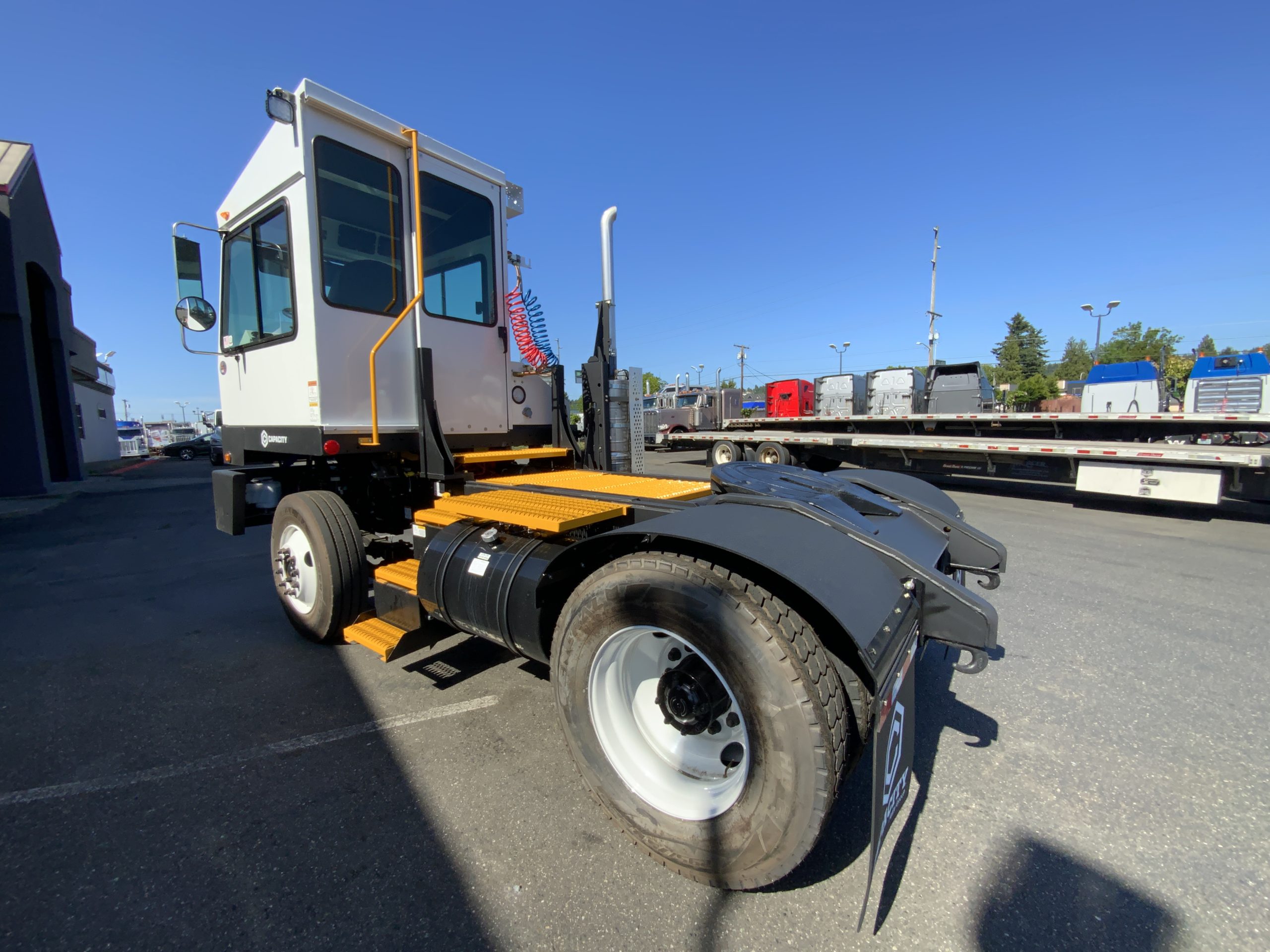 2024 CAPACITY TJ5000 - image 6 of 6