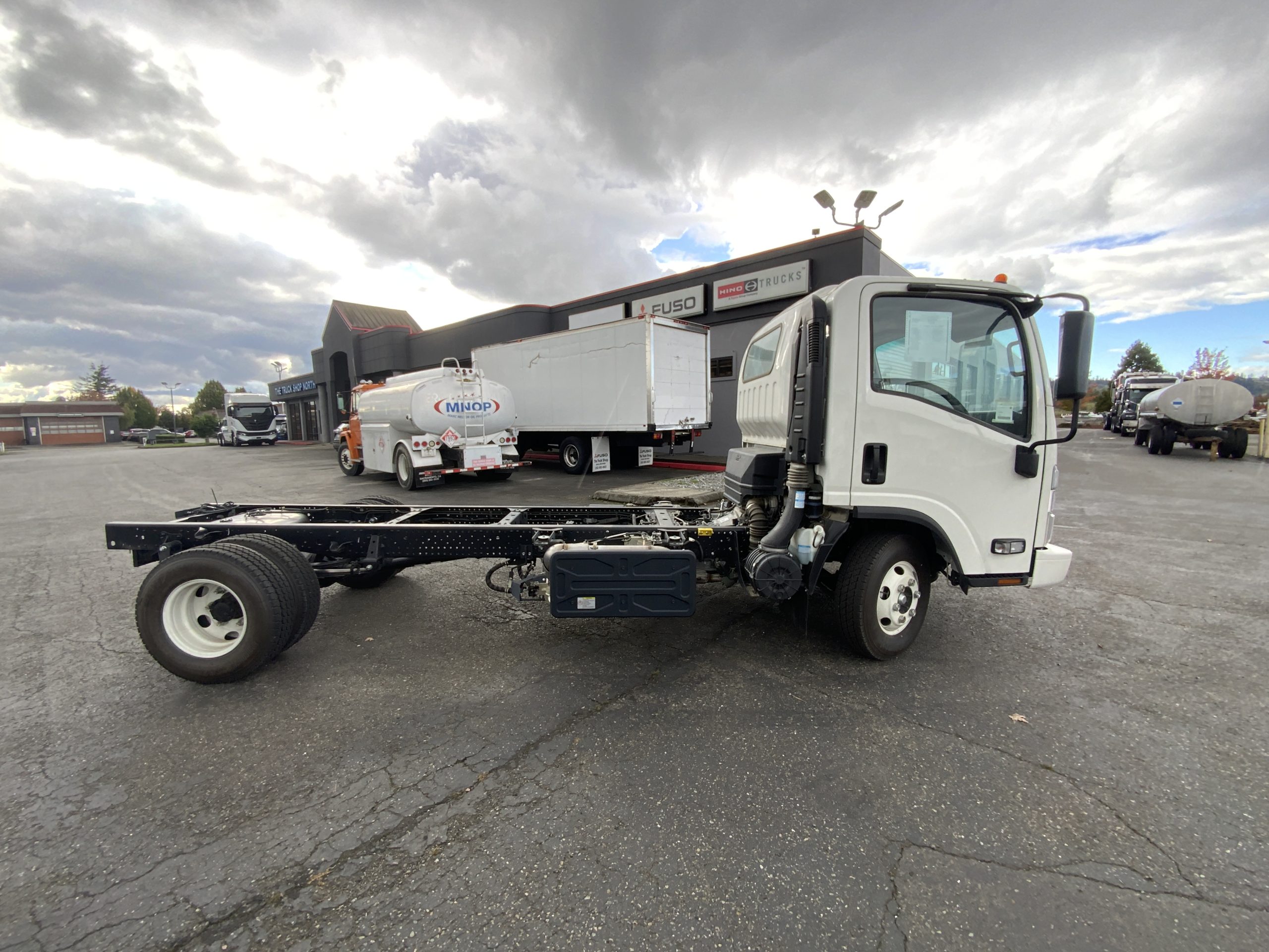 2024 HINO S4 - image 6 of 6