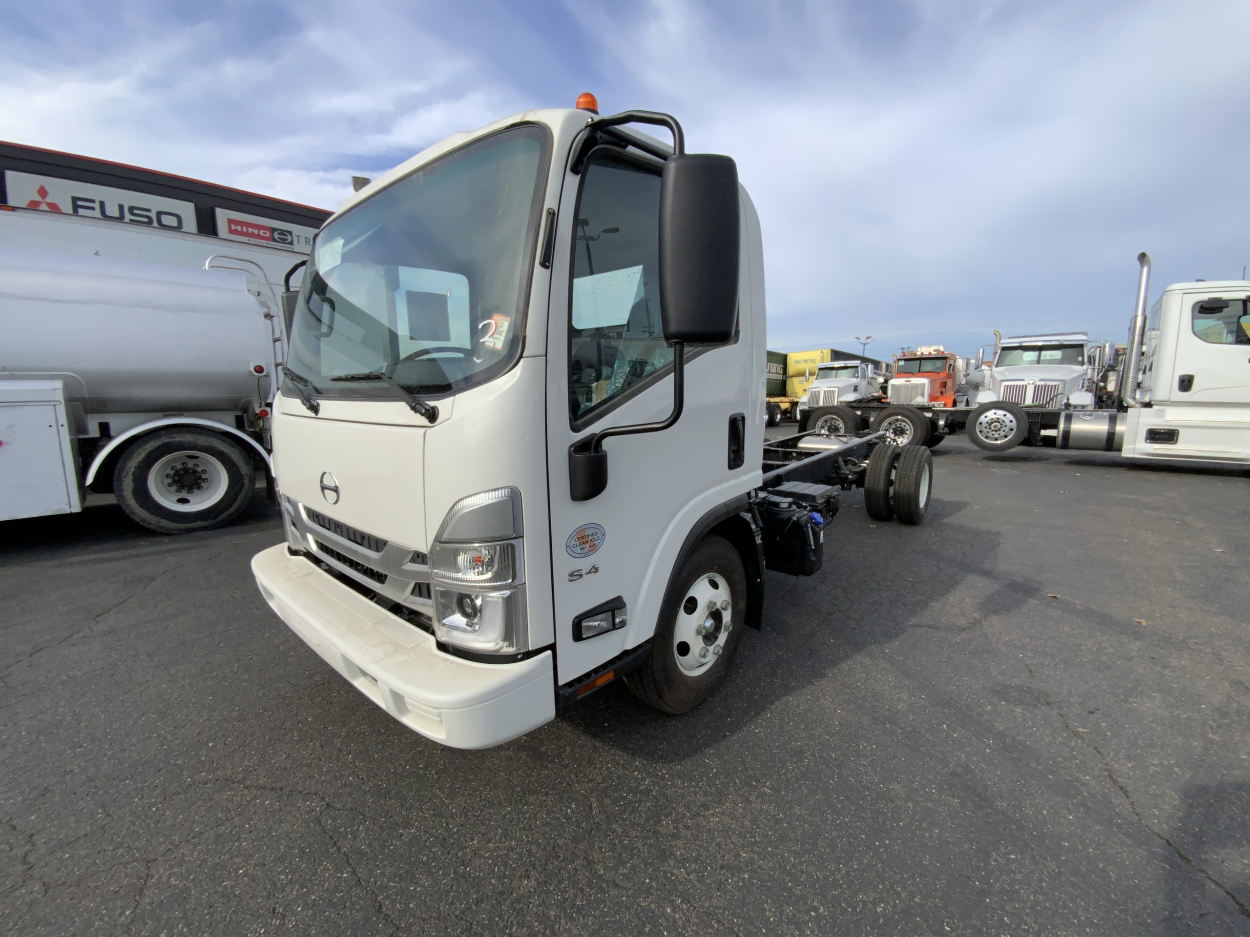 2024 HINO S4 - image 1 of 6