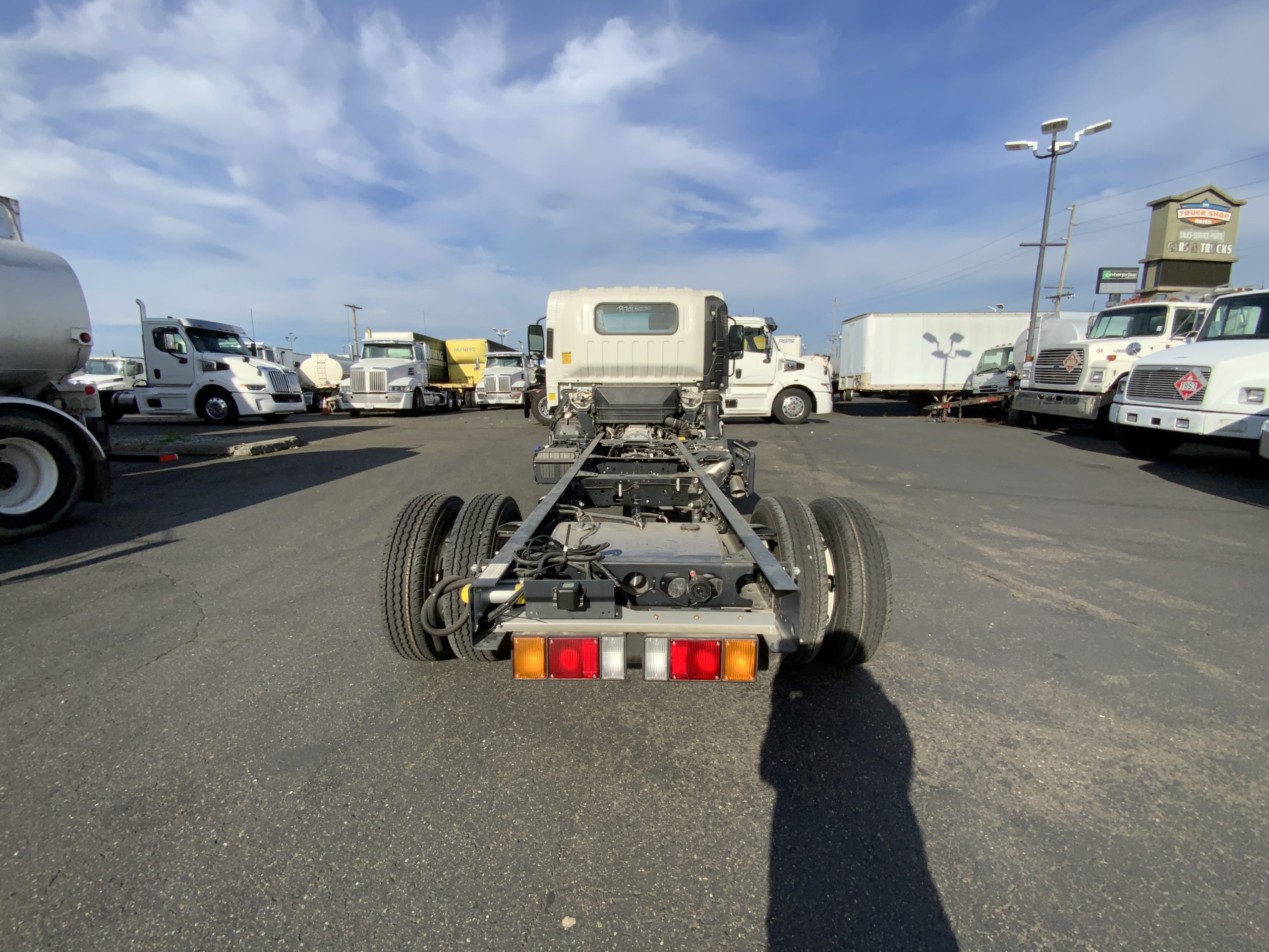 2024 HINO S4 - image 4 of 6