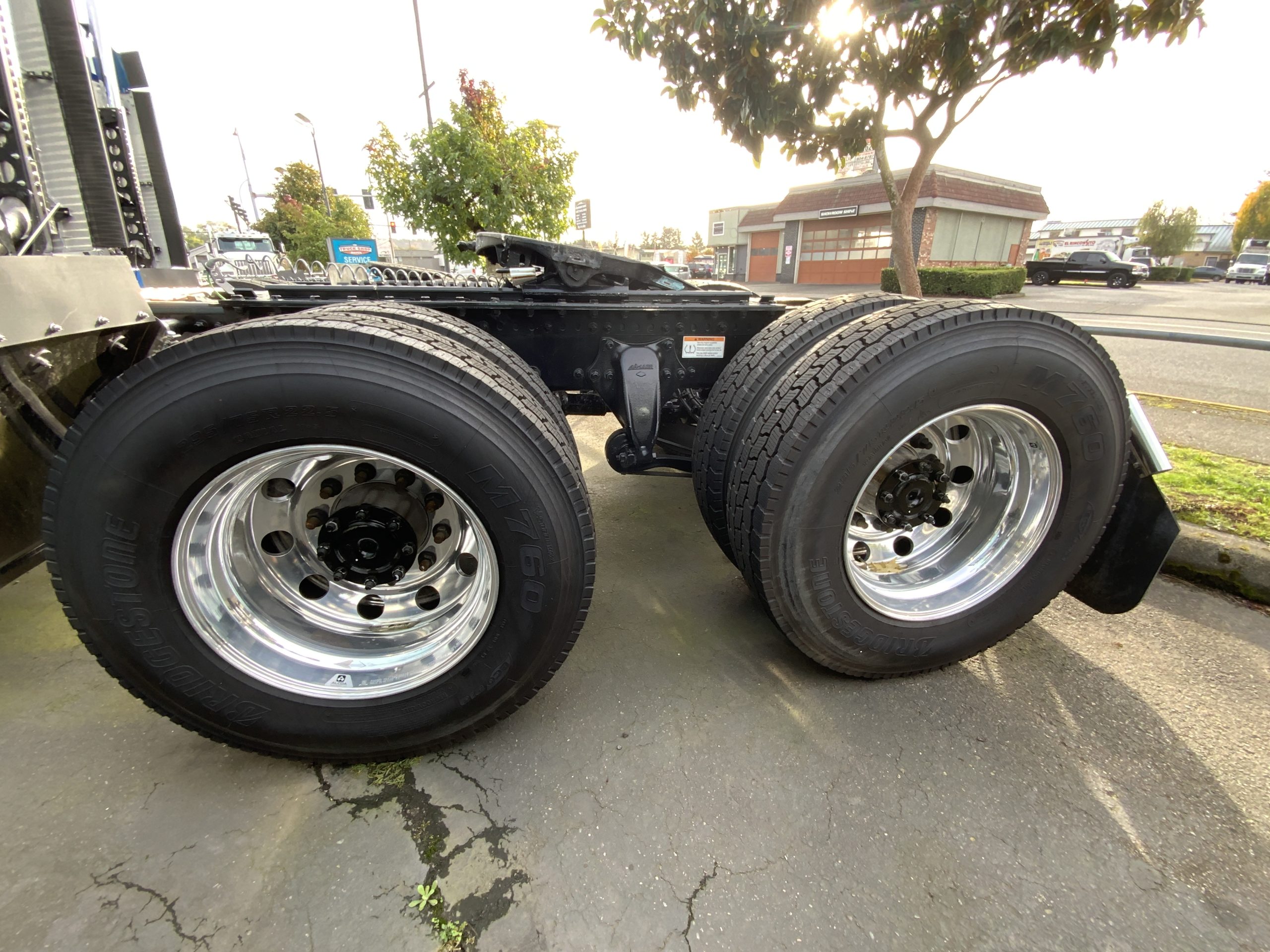 2024 WESTERN STAR 57X - image 4 of 6