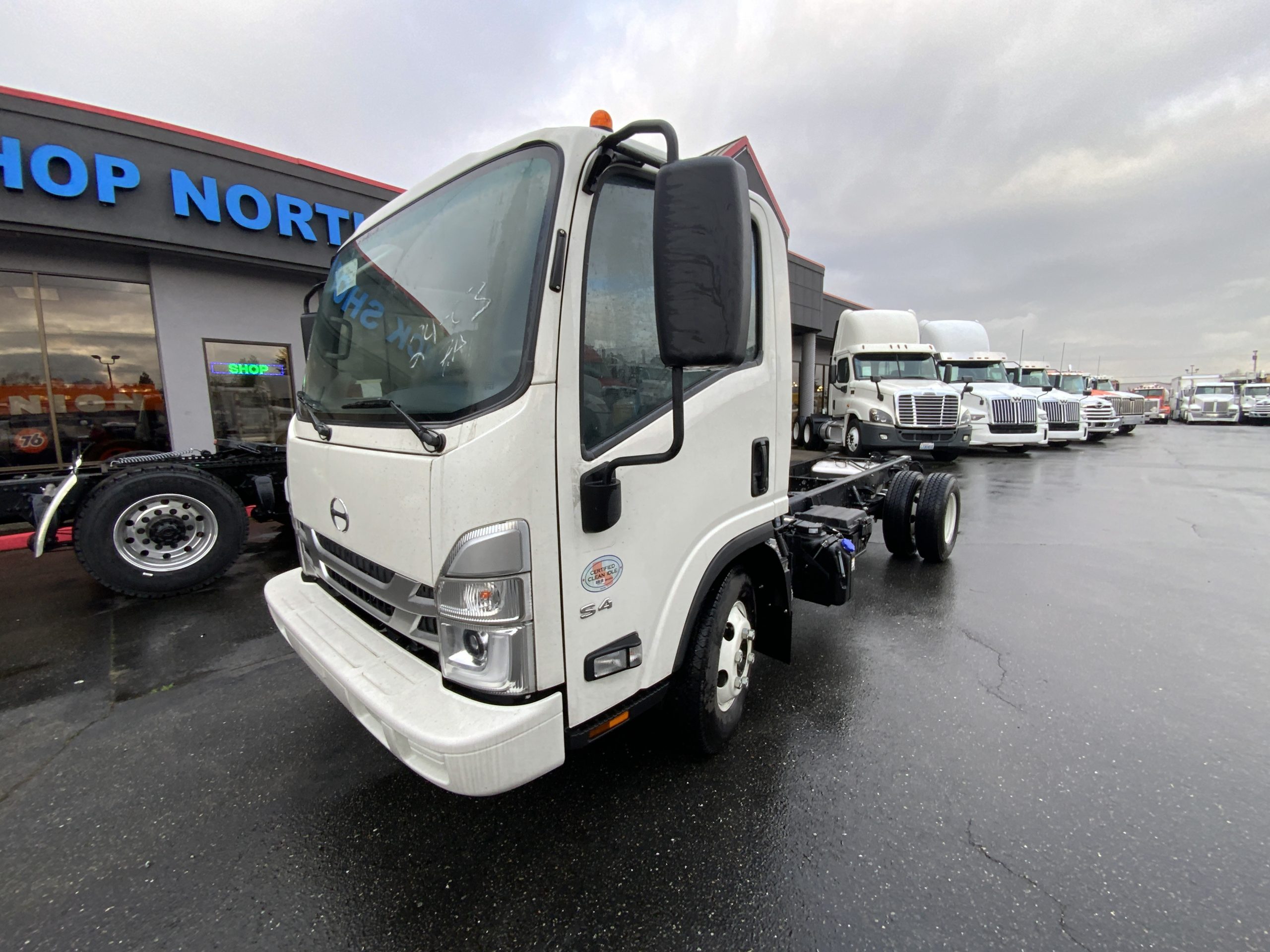 2024 HINO S4 - image 1 of 6