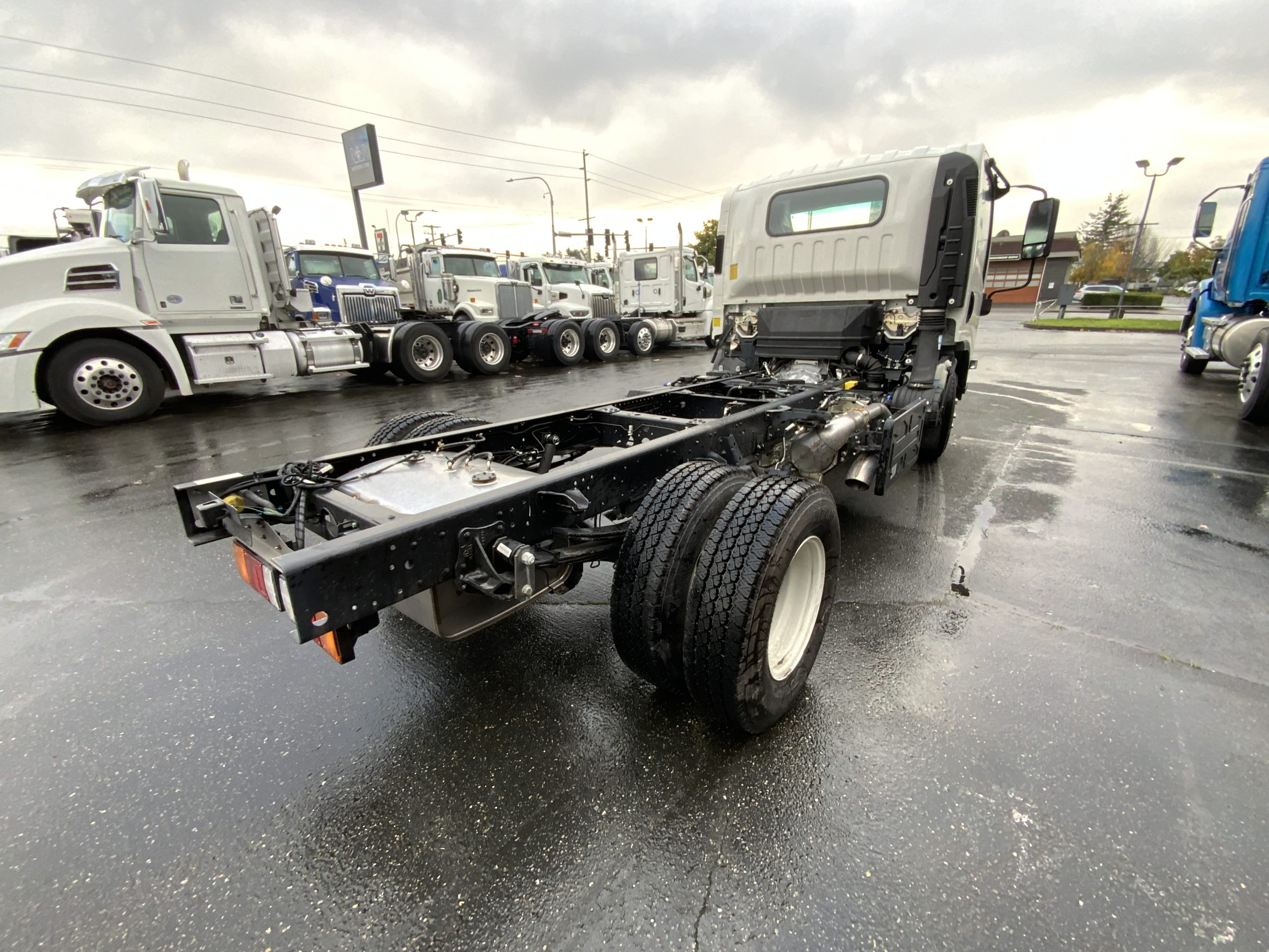 2024 HINO S4 - image 6 of 6