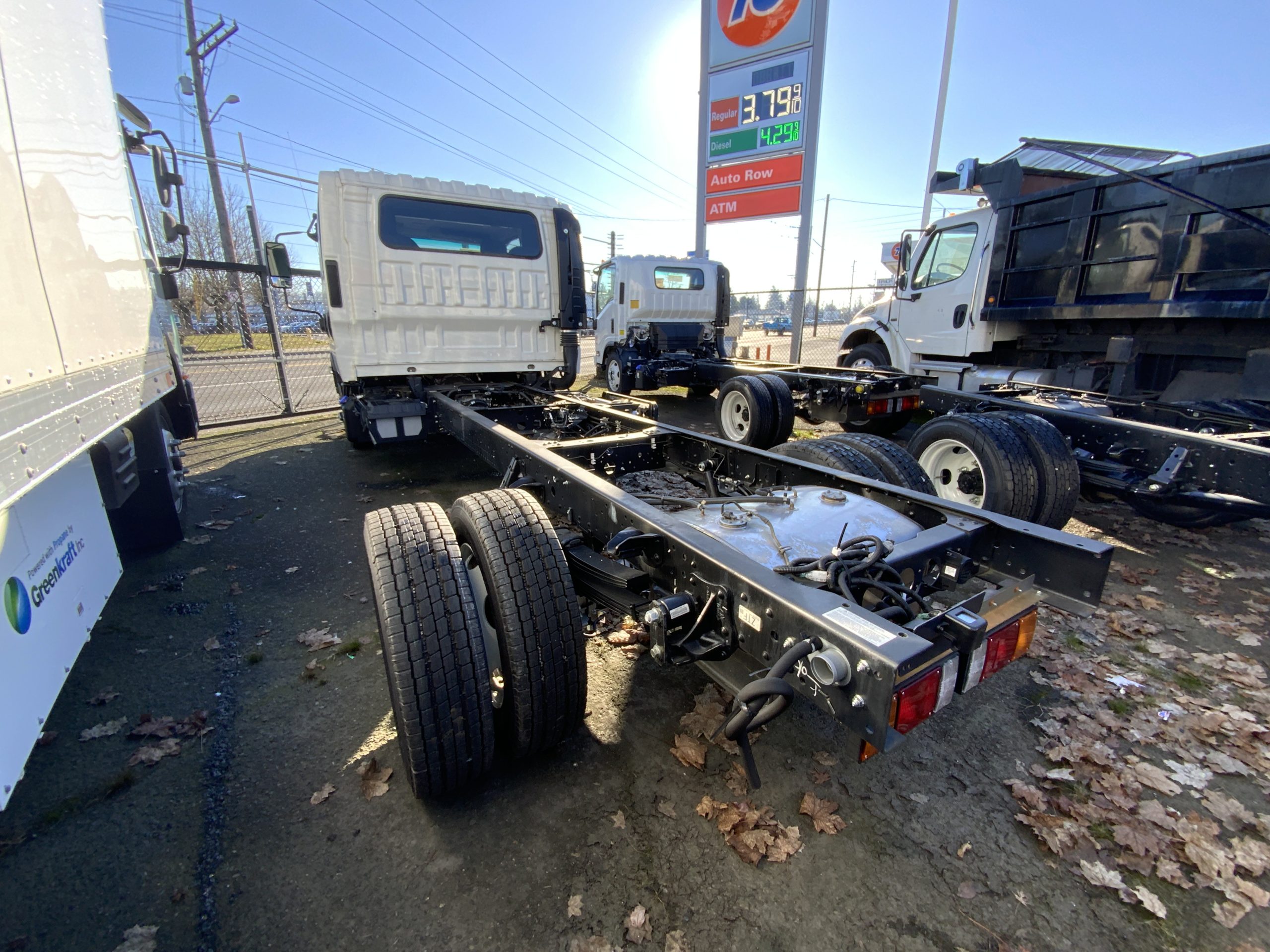 2023 HINO S5 - image 2 of 6